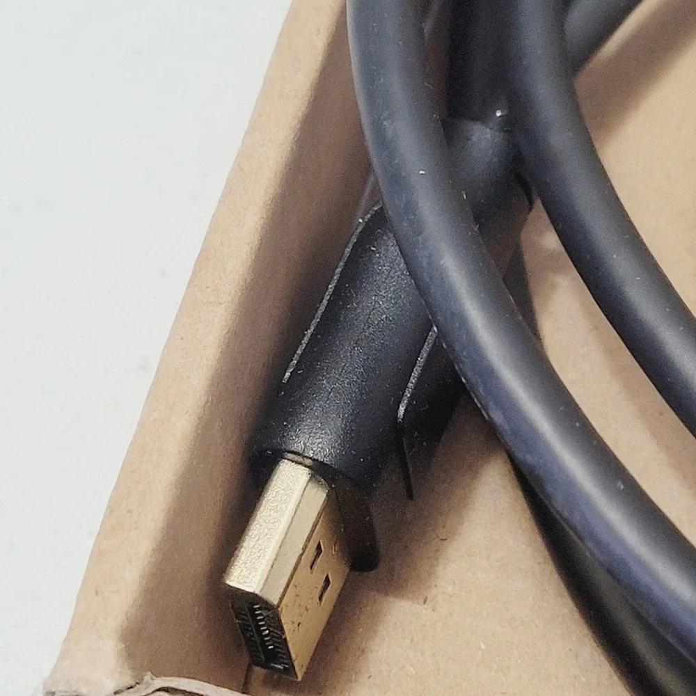 Lot of 2 Amazon Basics Mini DisplayPort to DisplayPort Cable 6ft Black